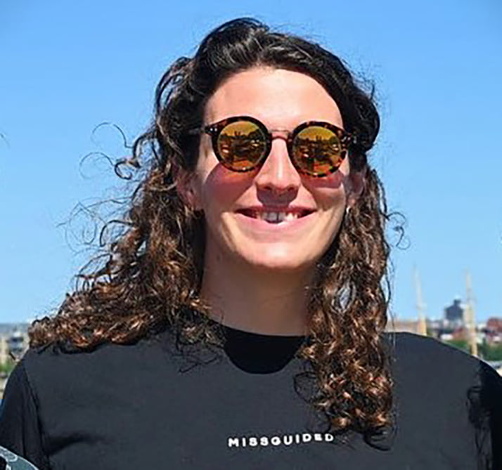 リア・トーマス