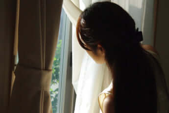 一人暮らしの女性