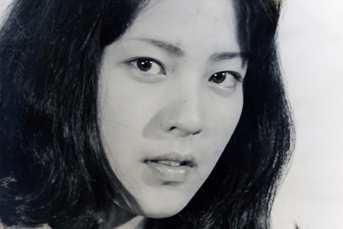 佳 那 晃子 若い 頃
