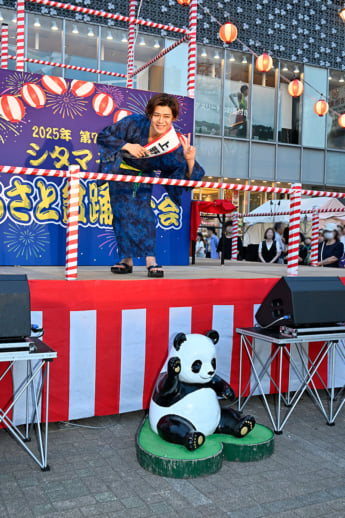 25年32号グラビア 新浜レオン_5