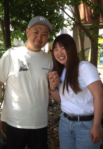 石井原翔平さん、小寺香穂さん1