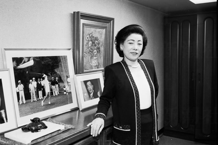 庶民宰相　田中角栄論　丹羽岩根・竹内重郎著 田中角栄」権力の源泉は「金庫番の女性」だった…51年前の“調査