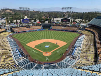 ドジャースタジアム