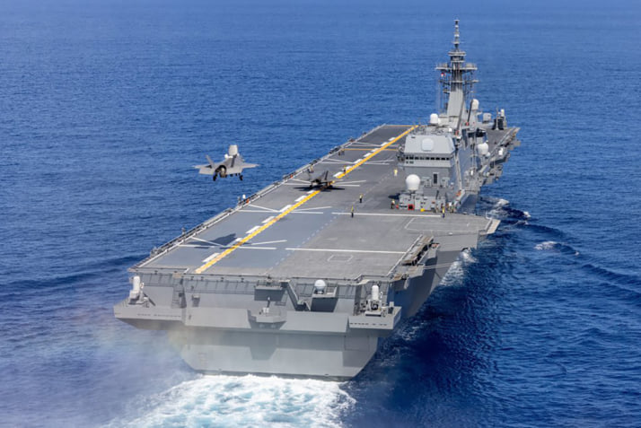 25年32号グラビア 英海軍_1