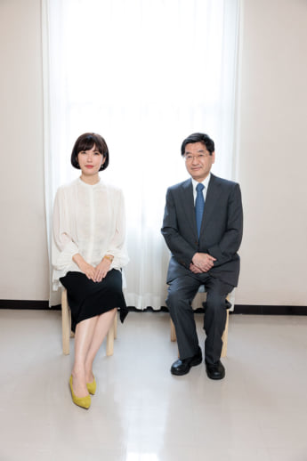 里見清一、川上未映子