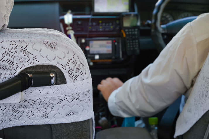 タクシー運転手イメージ