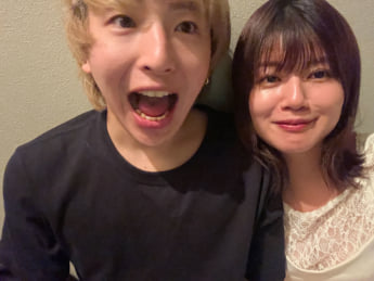 山口尚人さん、小林礼奈さん