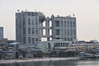 フジ・メディア・ホールディングス本社