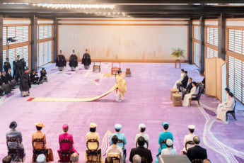 25年35号グラビア 悠仁さま_15