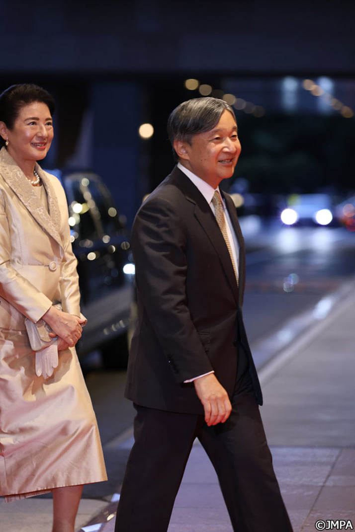 25年35号グラビア 悠仁さま_3