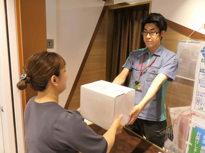 新幹線_荷物輸送_3