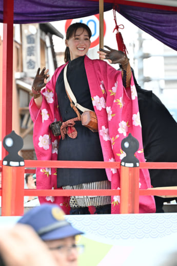 25年37号グラビア 綾瀬はるか_9