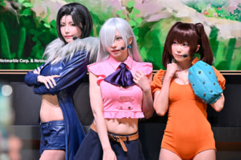 25年38号グラビア 東京ゲームショウ_10