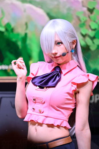 25年38号グラビア 東京ゲームショウ_4