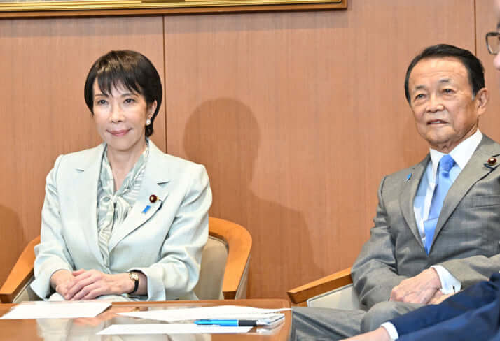 高市早苗、麻生太郎