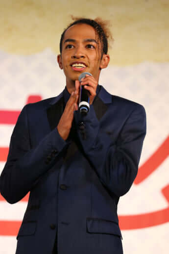 草間リチャード敬太