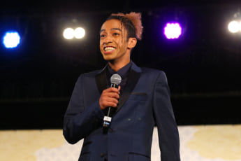 草間リチャード敬太