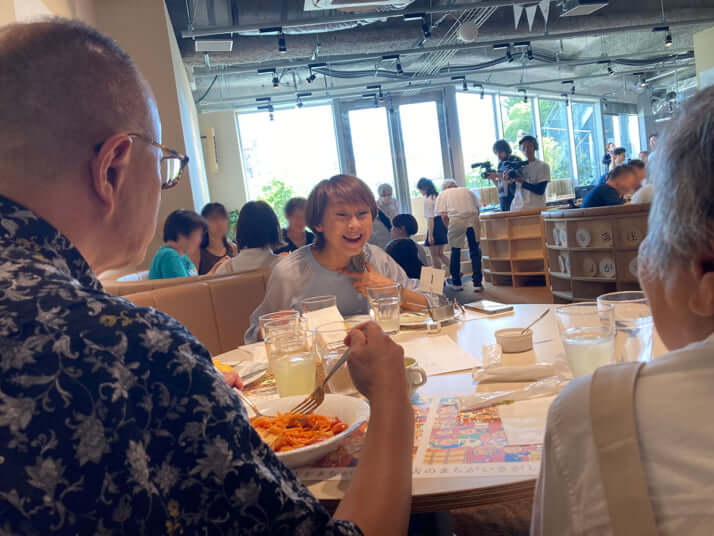 注文をまちがえる料理店21