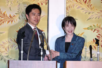 吉村洋文、高市早苗