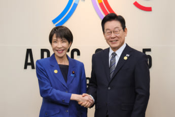 高市早苗、李在明