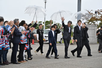 25年41号グラビア 舘ひろし_11