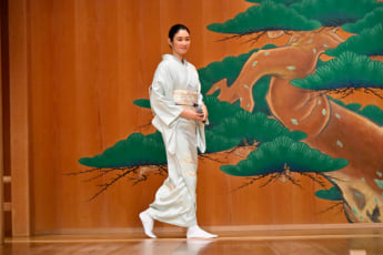 25年44号グラビア 着物_10