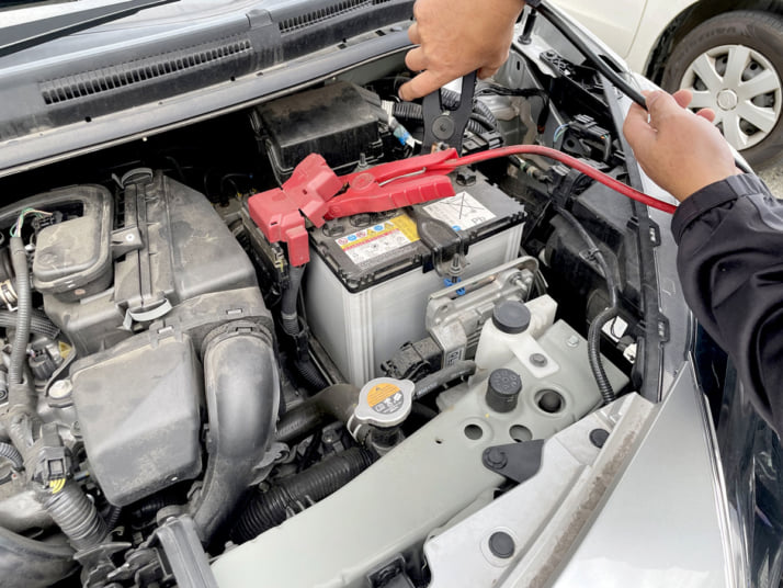 自動車整備イメージ