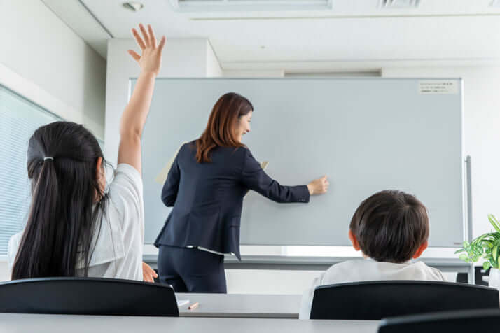 サプライティーチャー_塾イメージ