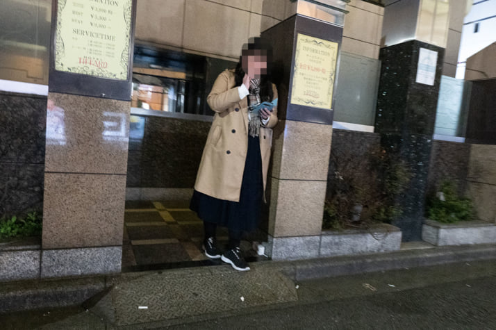 25年47号グラビア 座りんぼ_6