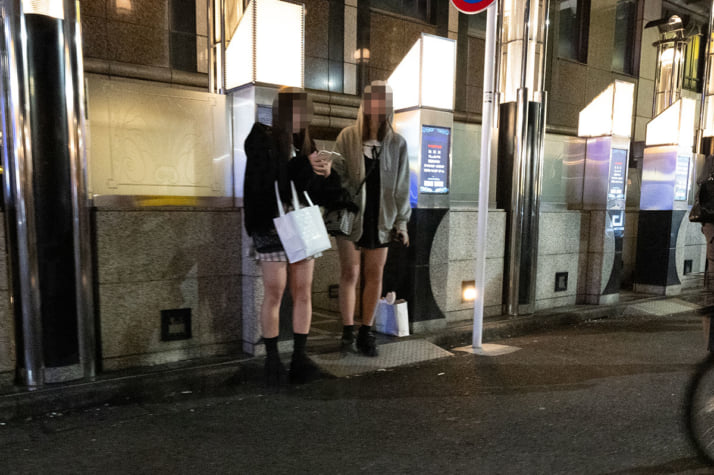 25年47号グラビア 座りんぼ_9