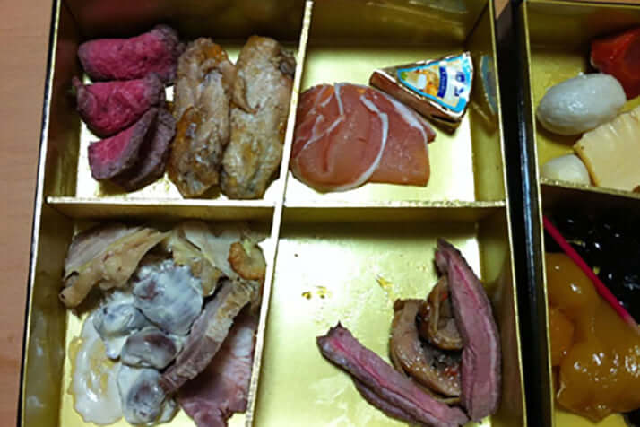 スカスカおせち1