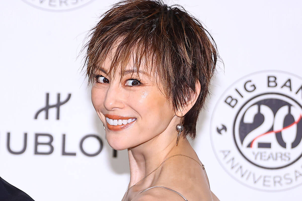 夜塗って朝起きたら米倉涼子になってかも　ムーサ エッセンス ステム ２箱 夜塗って朝起きたら米倉涼子になってかも ムーサ エッセンス ステム 2