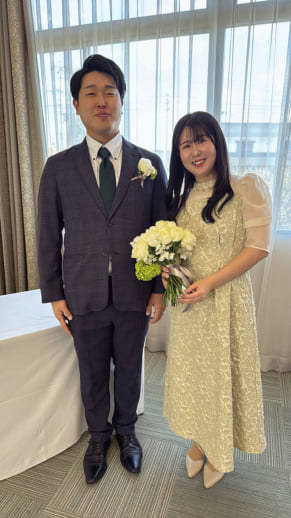 小賀坂友哉さん、春日なな子さん