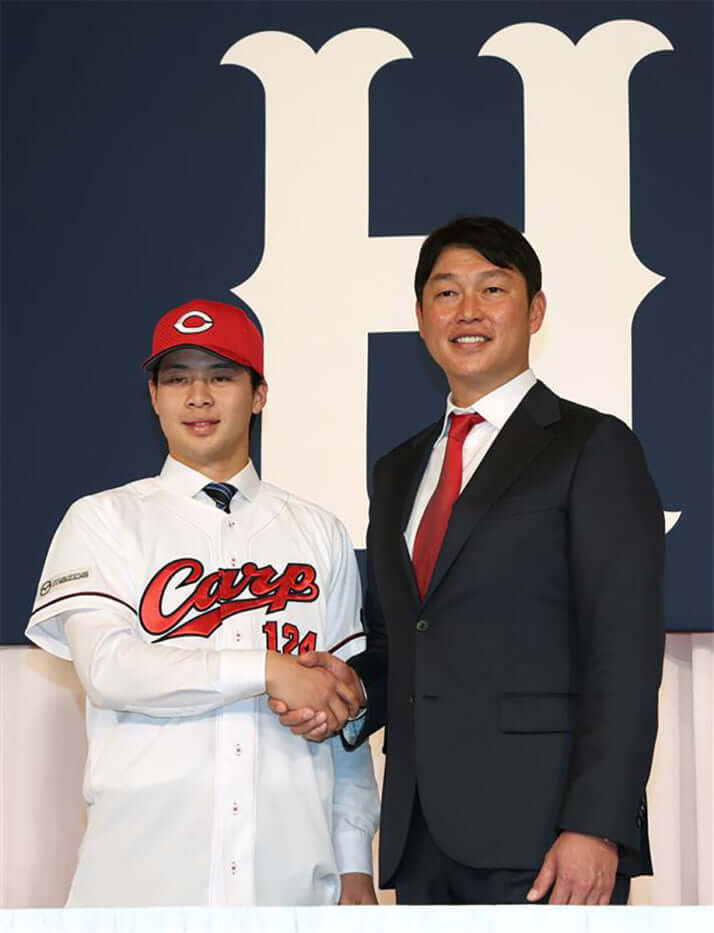 小林結太、新井貴浩