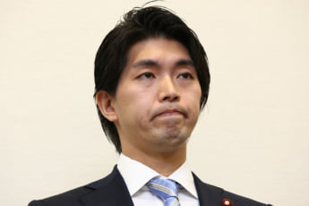 宮崎謙介