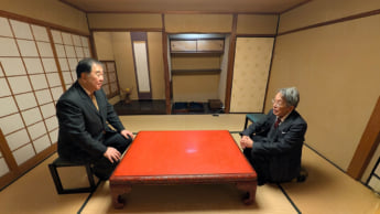 徳川家広、笠谷和比古