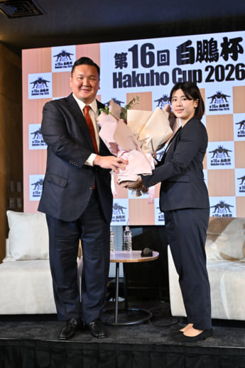 26年5号グラビア白鵬_6