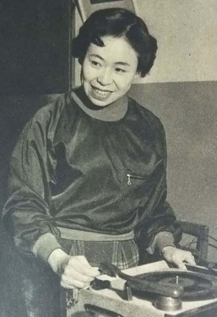 稲田悦子