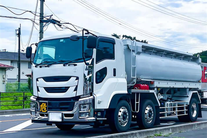 タンクローリーイメージ