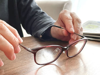老眼鏡イメージ