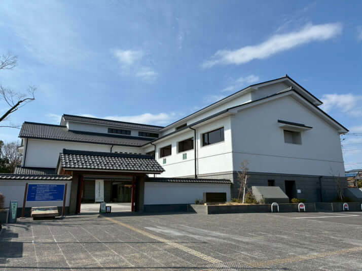 文部科学省