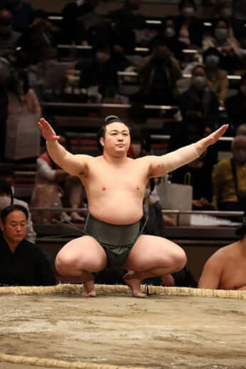炎鵬