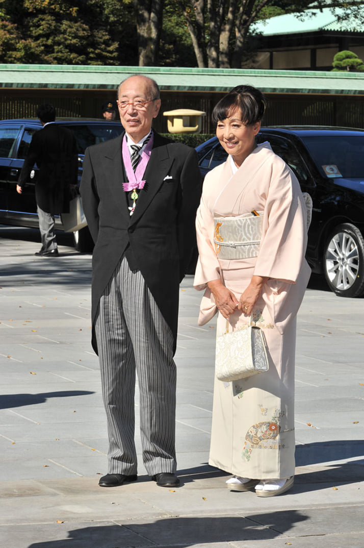 蜷川幸雄、真山知子