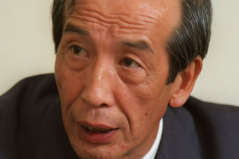 田岡俊次（eye）