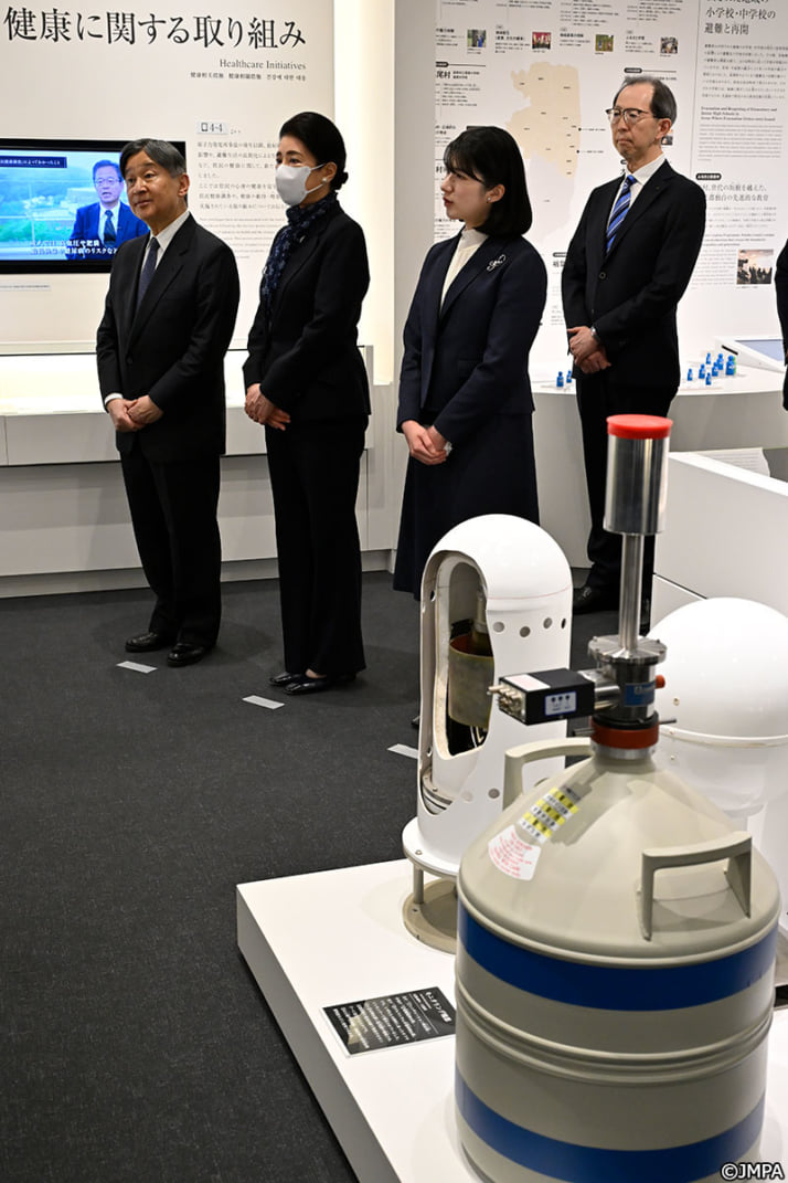 26年14号グラビア 愛子さま_9