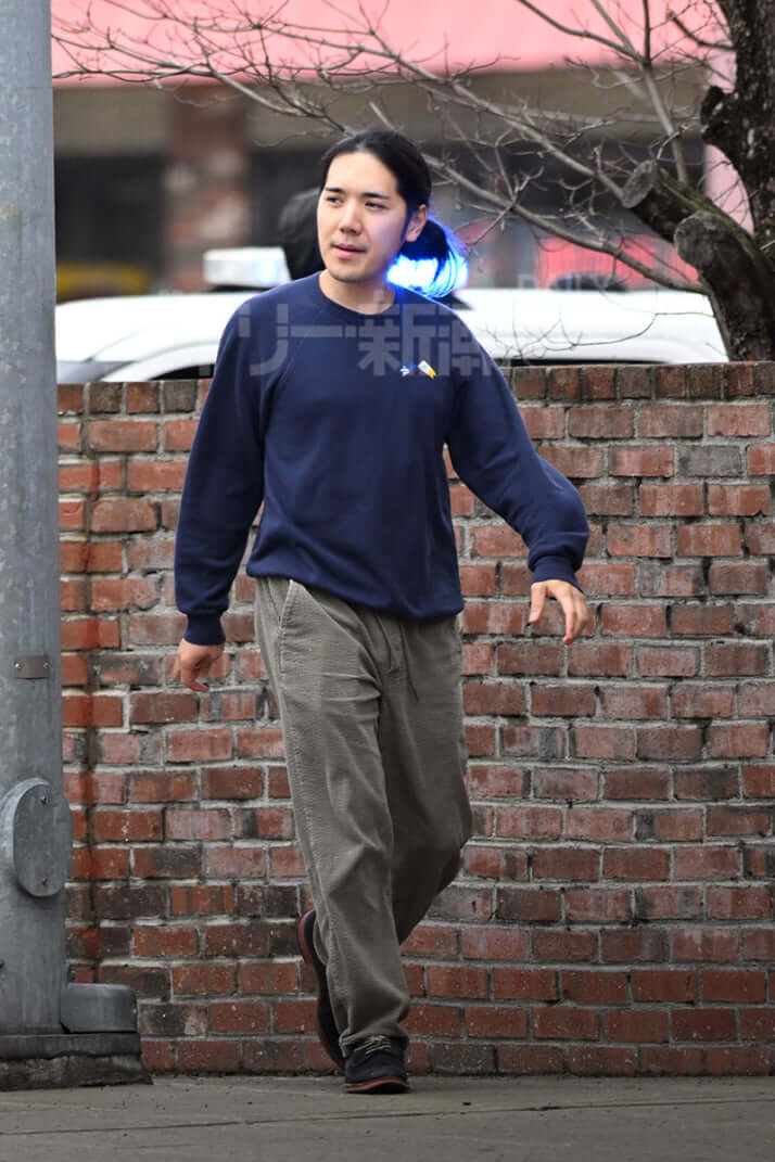 26年15号グラビア 小室夫妻_8