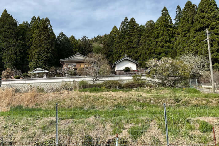 安達結希君の自宅