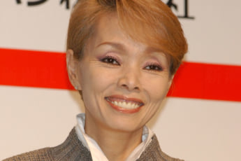 研ナオコ（eye）