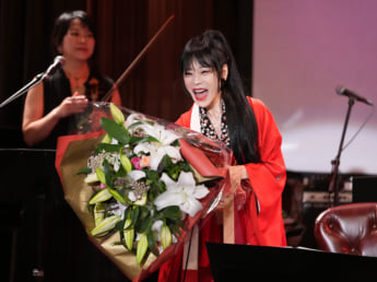 中森明菜