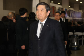 早河洋